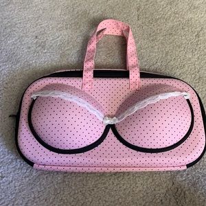 Bra storage travel bag